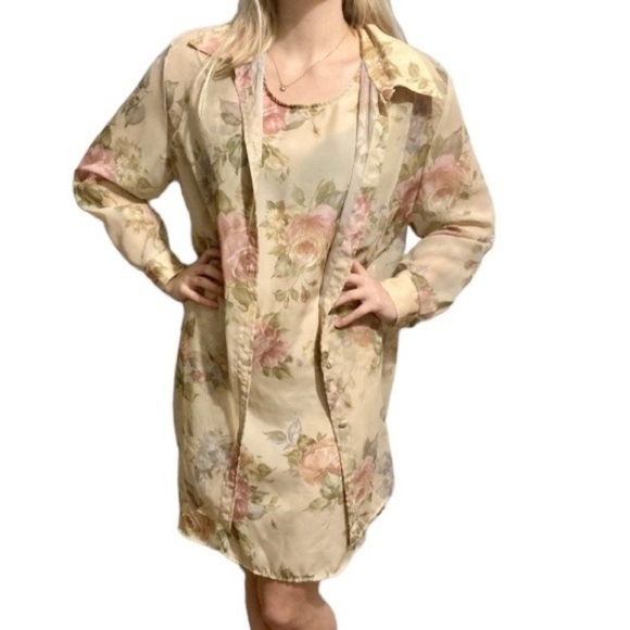 Beautiful Floral Vintage set by‎ Perceptions by Irene B, Size Large. - Picture 2 of 12